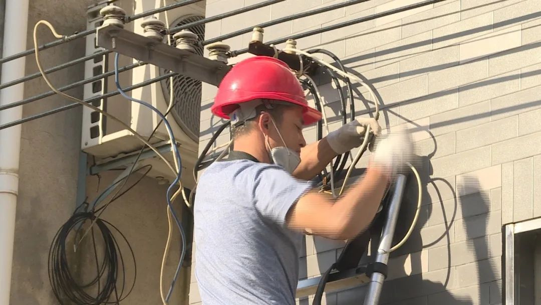 奮斗百年路 啟航新征程 | 湖北廣電網絡武穴支公司:切實為群眾辦實事解難題 以優質服務保障用戶少跑腿